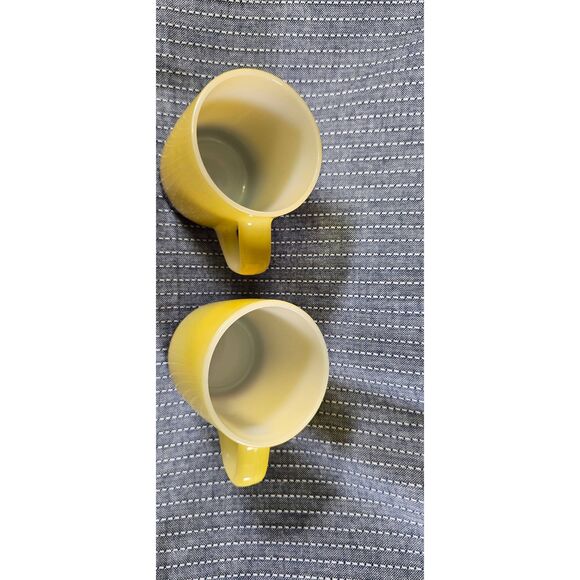 Two Vintage Anchor Hocking Fire-King two-toned - Picture 4 of 9